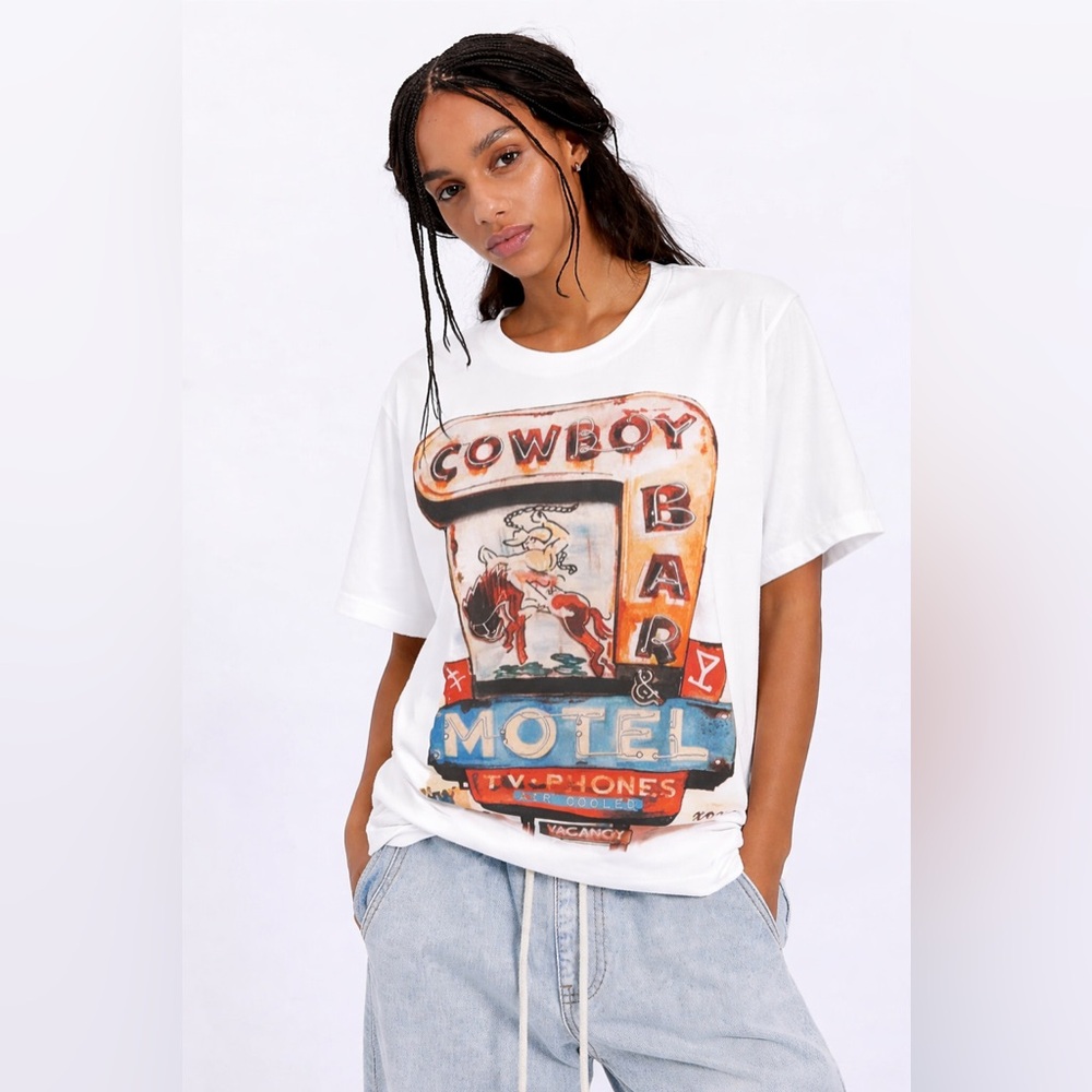 BOUTIQUE WESTERN TEE